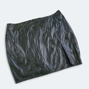 Fashion Nova Black Faux Leather Mini Skirt Women's Size 1XL